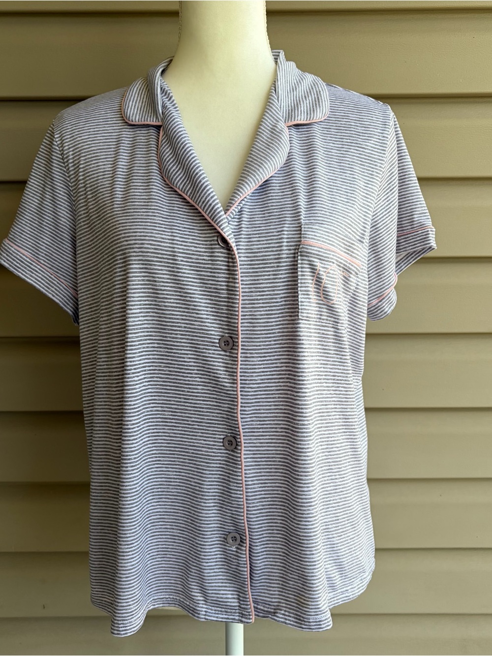 •Rae Dunn• “Love” Short Sleeve Pajama/Sleep Top - Size Large